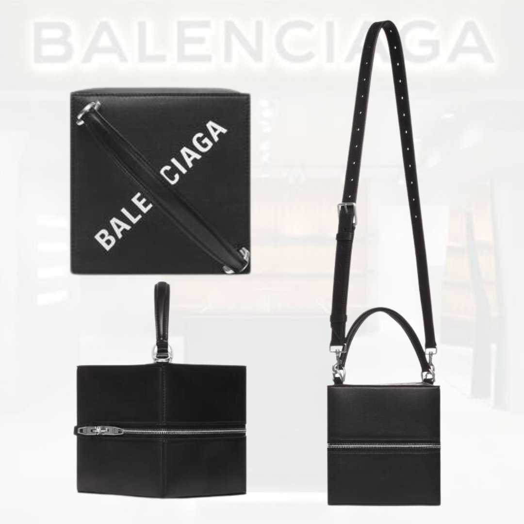 送料込直営店+BALENCIAGA+4X4 スモールバッグ