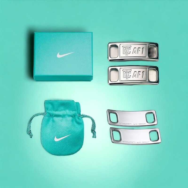 ★話題のティファニーコラボ★日本未発売★Tiffany デュブレ