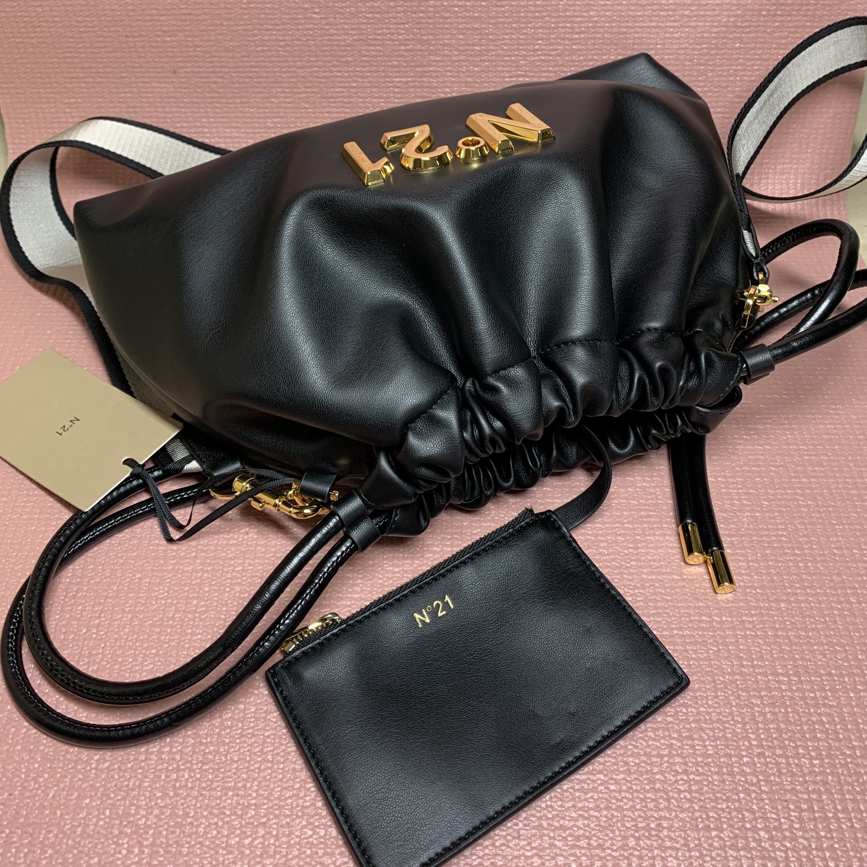 関税込・送料込☆N21 Eva ショルダーバッグ (N21 numero ventuno