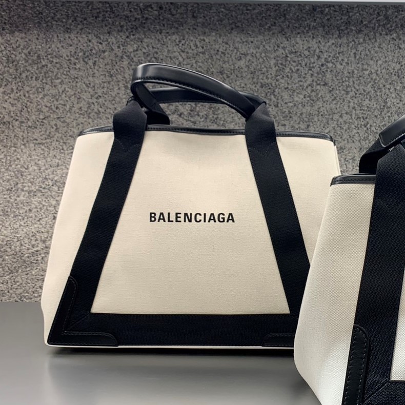 Balenciaga直営◆すぐ届く トートバッグ NAVY CABAS M 581292