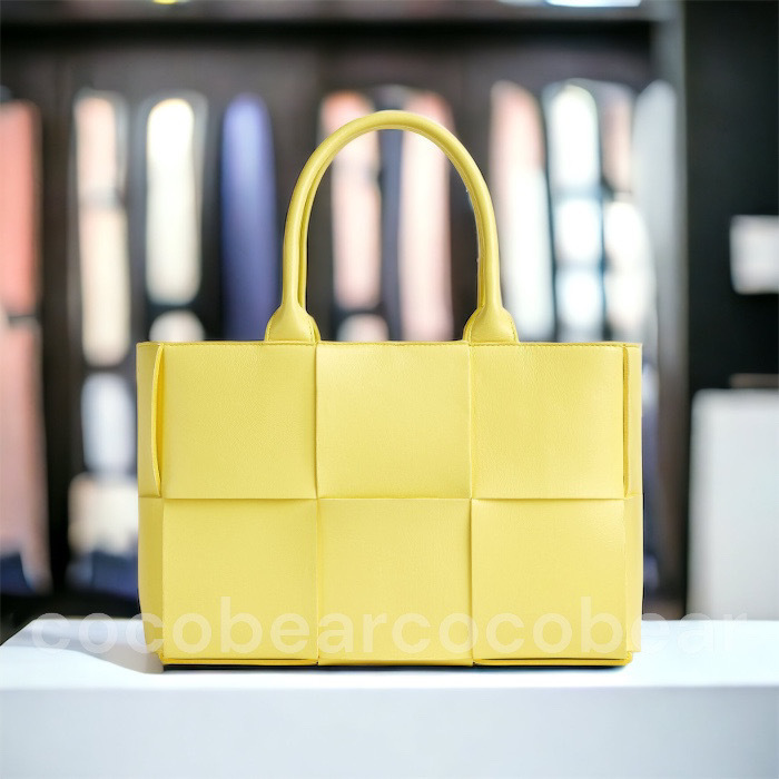 BOTTEGA VENETA☆スモール ARCO アルコ ラムスキン トートバッグ