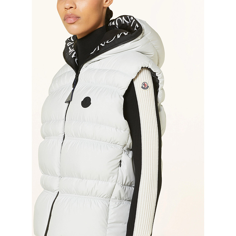 New! 関税込 MONCLER Weser フードエッジ ロゴ ダウンベスト New! 関税込 MONCLER Weser フードエッジ ロゴ ダウンベスト