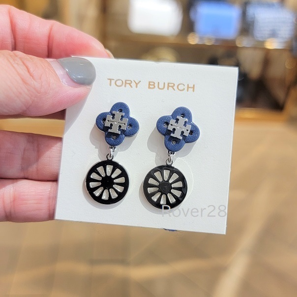 【TORY BURCH】ブルーがカワイイ ☆ レザー×シルバー ☆ ピアス