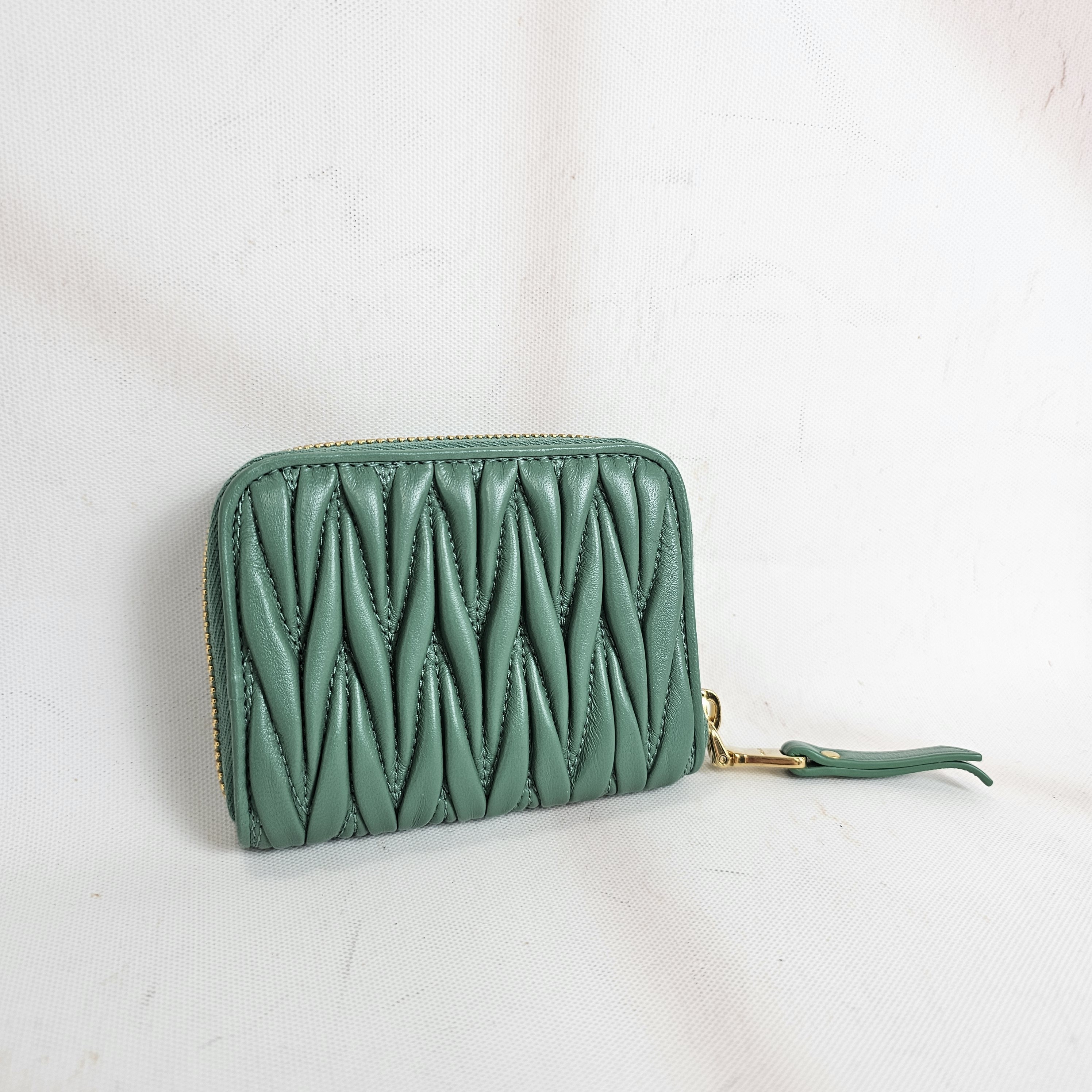 ★関税込★MIU MIU★MATELASSE コインケース カードケース GREEN ☆【MIU MIU】☆MATELASSE コインケース カードケース GREEN