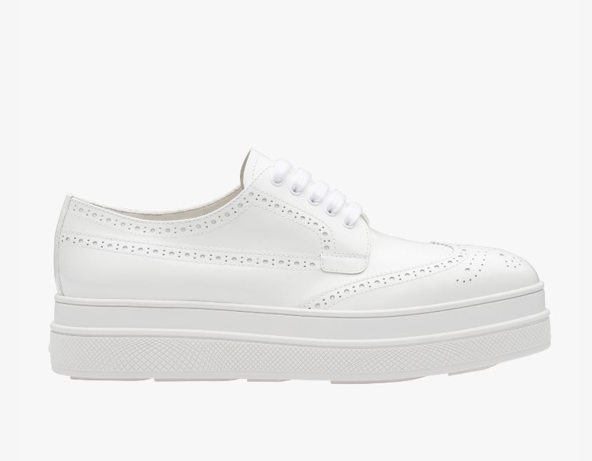 シューズ・サンダルその他 PRADA LACED DERBY SHOES