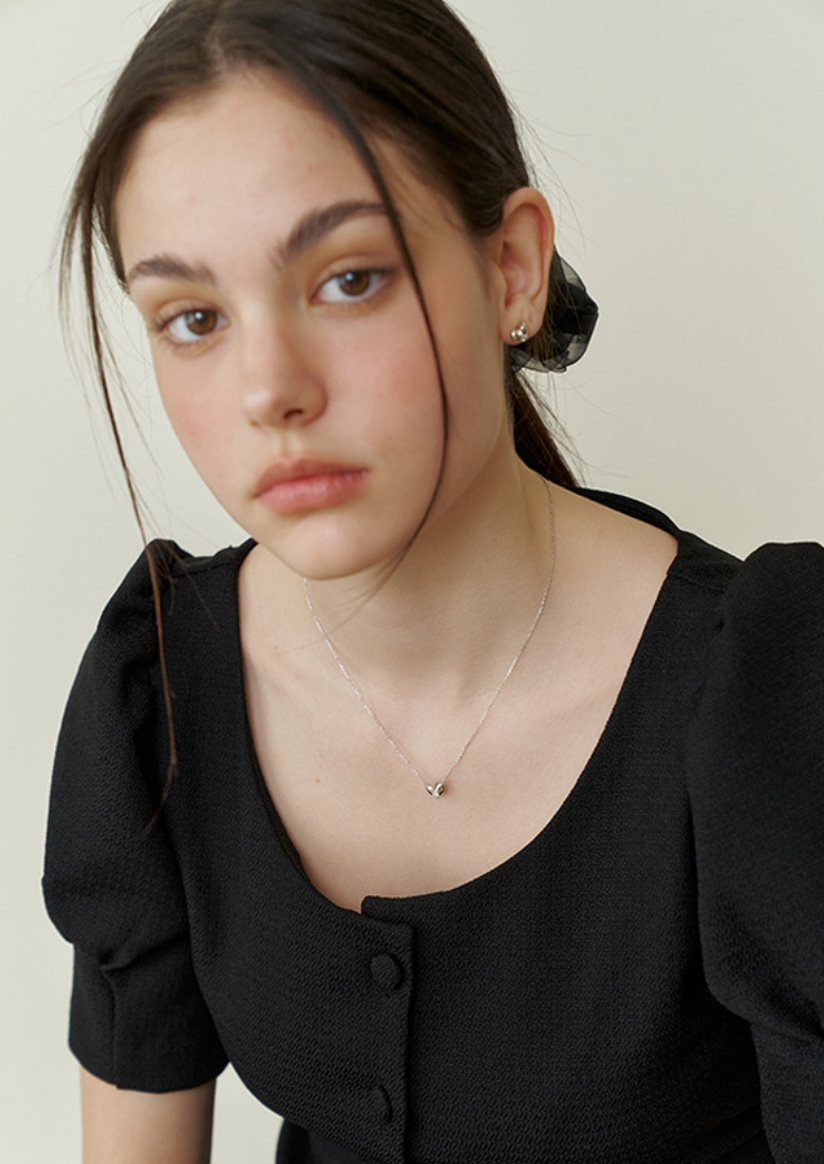 《韓国 KINDABABY》adorable cubic heart necklace 人気