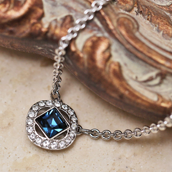 すぐ届く＊送料込＊SWAROVSKI Angelic ネックレス ペンダント