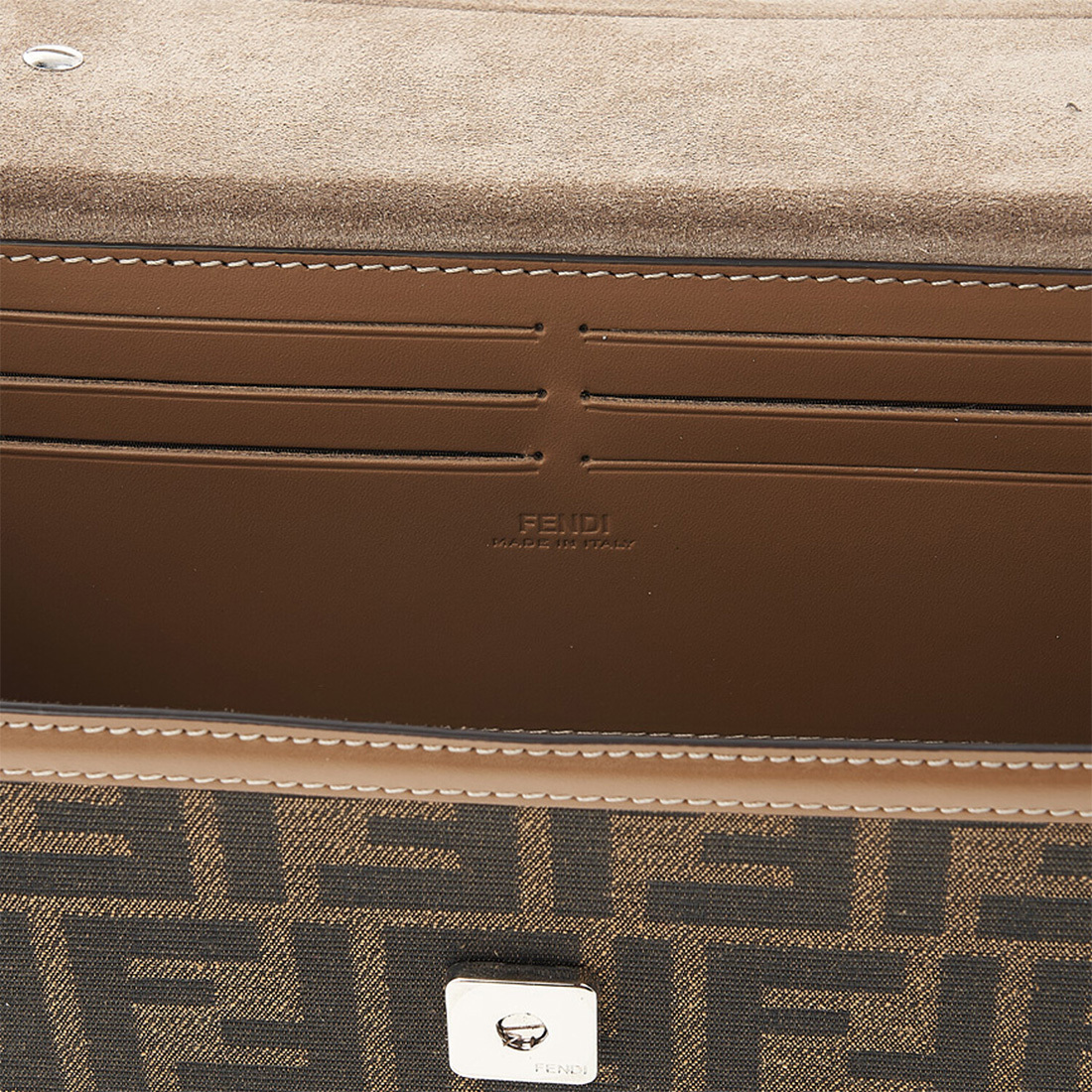 関税負担なし☆FENDI フェンディ ソフトトランク バゲット
