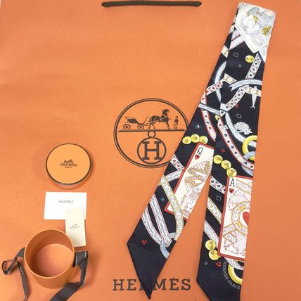 ハート HERMES(エルメス) スカーフ(レディース) - 海外通販のBUYMA