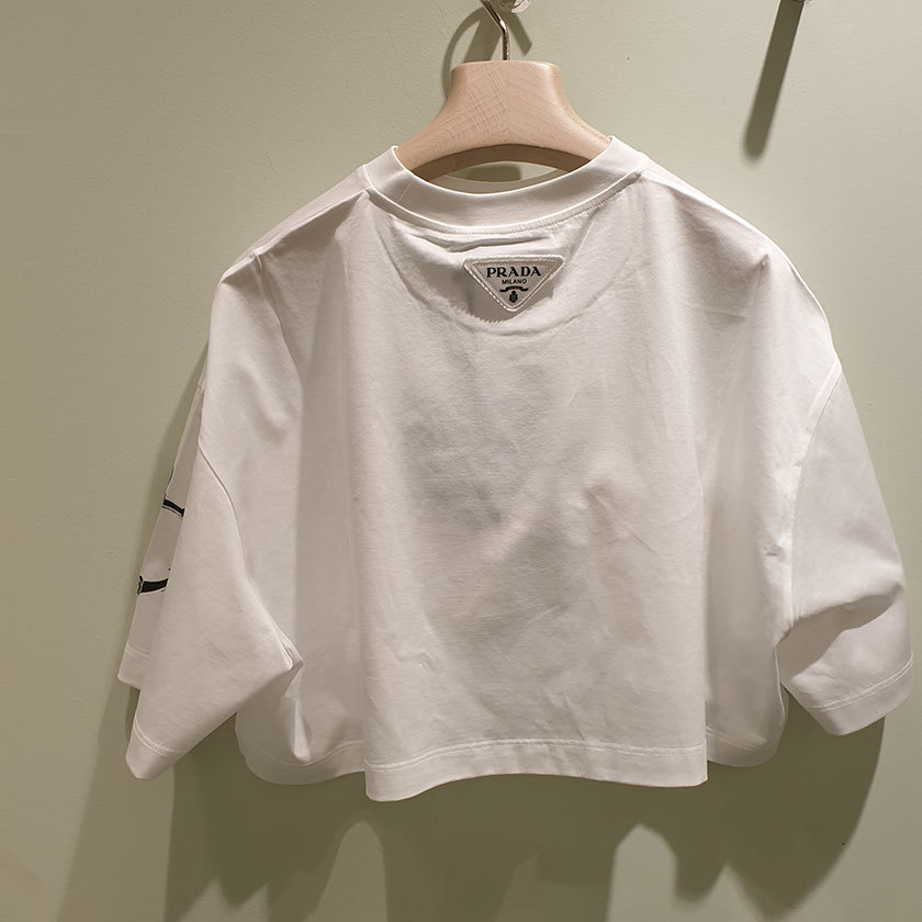 6万取引突破★UPS速達便利用！【PRADA】39598G 16ND_Tシャツ 6万取引突破☆UPS速達便！【PRADA☆プラダ】シャツ_UCS137 1F5B