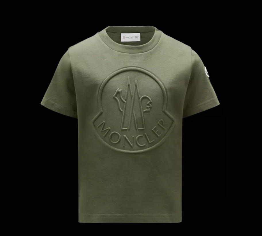某メーカー MONCLER 2023/24秋冬キッズ エンボスロゴ入り半袖Tシャツ 4A/6A トップス