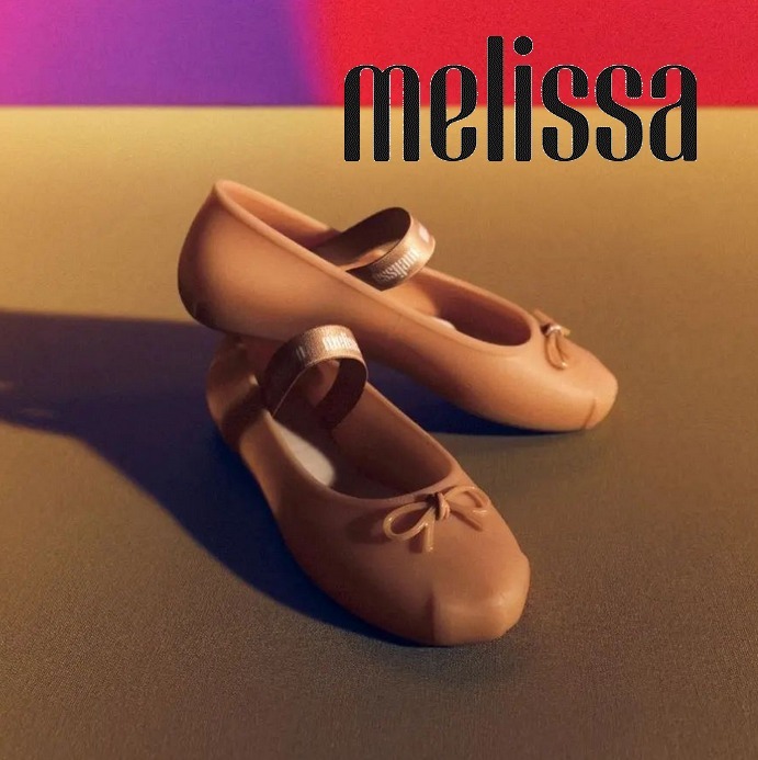 1点のみ即発sale！Melissa 追跡付/送料込 雨の日対策安定ヒール 1点のみ即発sale！Melissa 追跡付/送料込 雨の日対策安定ヒール