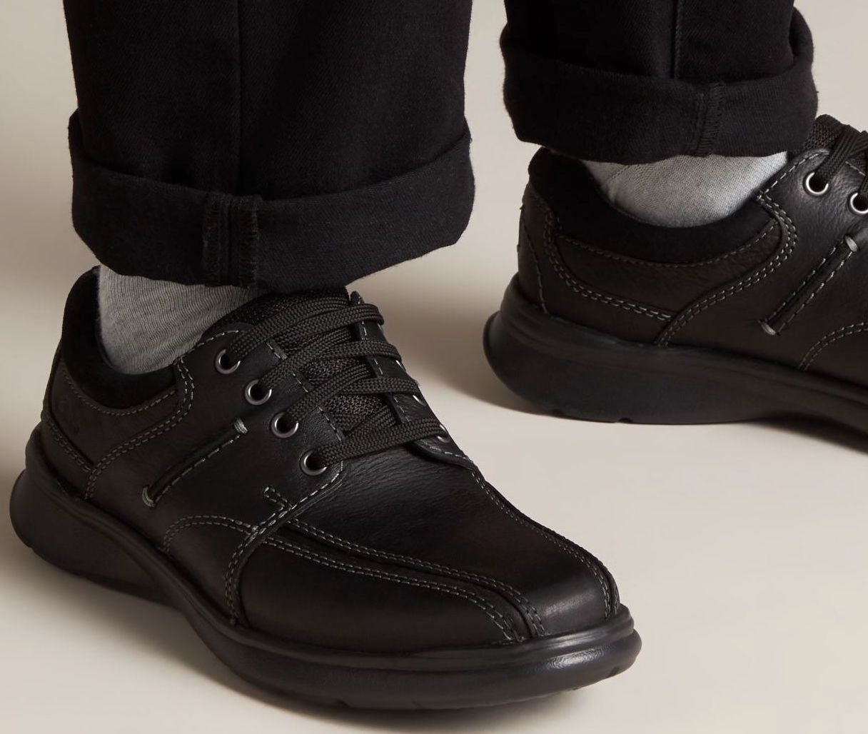 CLARKS プレーン スエード フォーマル スニーカー ビジネス CLARKS ビジネス スニーカー レザー スーツ サンダル フォーマル