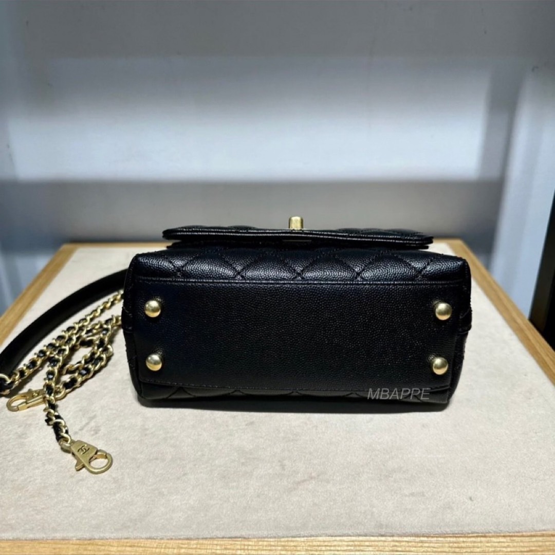 サイズ感が可愛い♡【CHANEL】ココハンドル 19cm (CHANEL