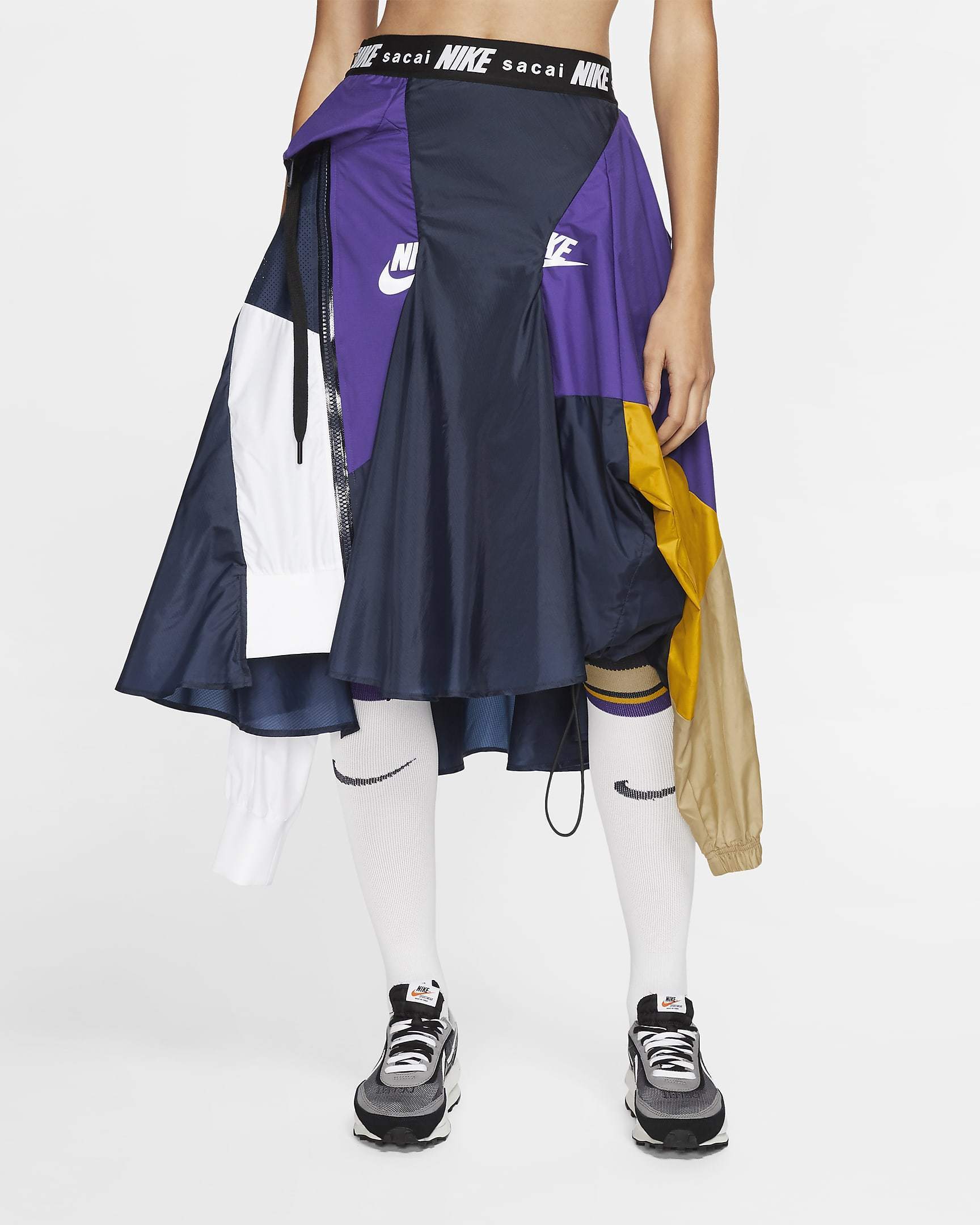 希少!【sacai X NIKE】ハイブリッド 再構築 ミディ スカート