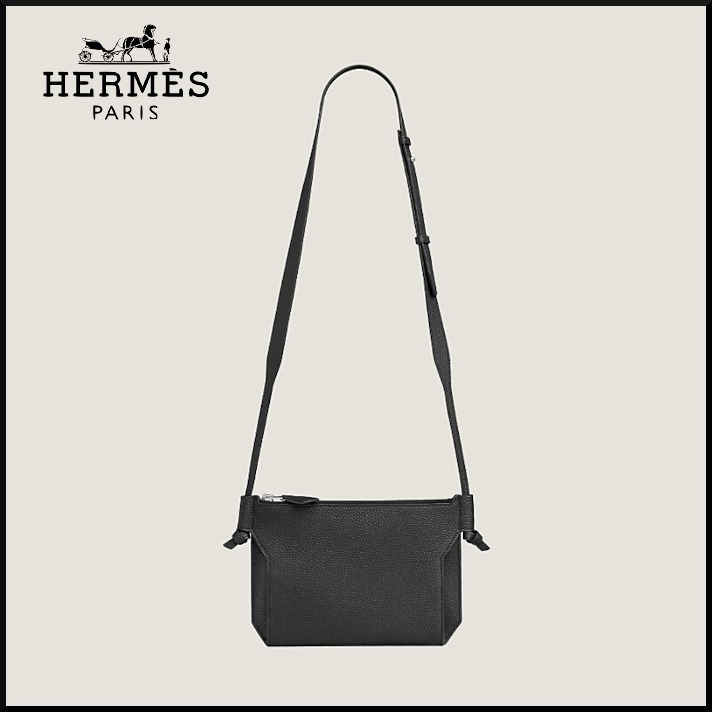 【売切れ必須】HERMES ショルダーバッグ ウルトラプラ24 バッグ