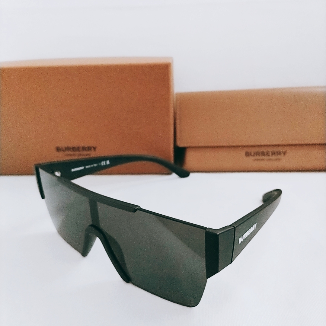 送料関税込◆BURBERRY サングラス BE4291 バーバリー
