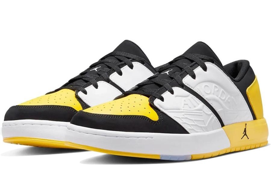 ナイキ ジョーダン ニュー レトロ 1 ロー JORDAN NU RETRO 白 黄