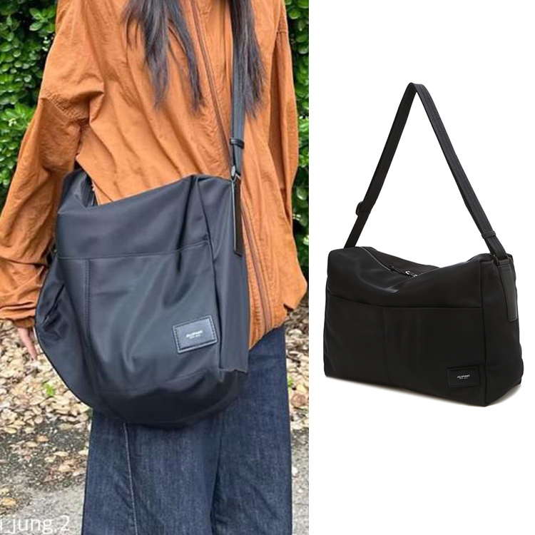 ショルダーバッグ JILLSTUART [TRAVEL] NYLON HOBO CROSS BAG BMH1040