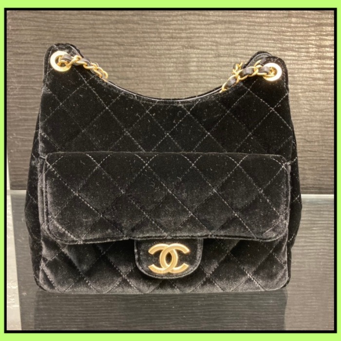 ★CHANEL◆ホーボー バッグ ブラック ベルベット