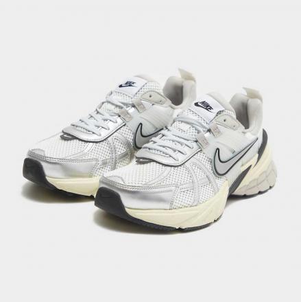 NIKE ☆ V2K Run WOMEN’S ‘Summit White’