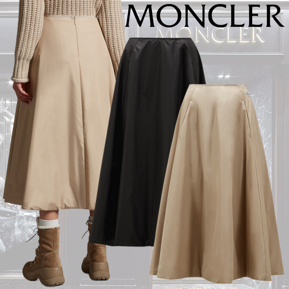 【MONCLER】スカート ロゴ フレアスカート ショート ミディ丈