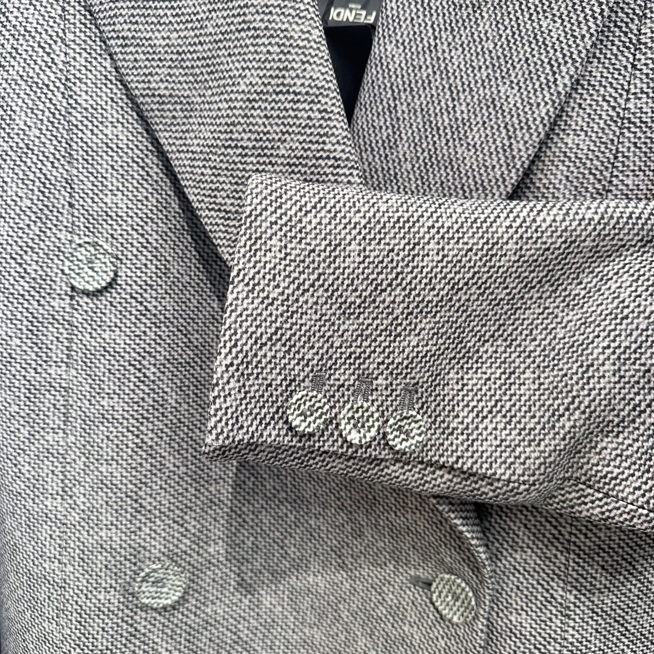 【関税込み】FENDI GREY ダブルブレスト コート 関税込み】FENDI GREY ダブルブレスト コート (FENDI/コート