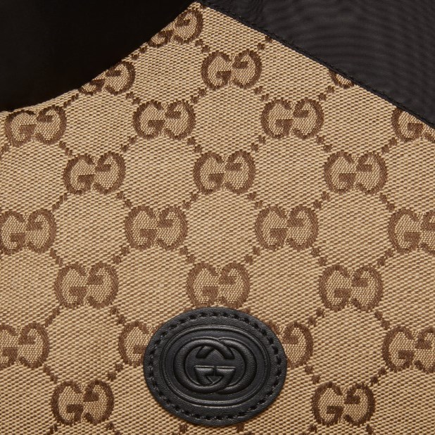 GUCCI《GGコットンキャンバス パファーベスト》キャラメル 直営