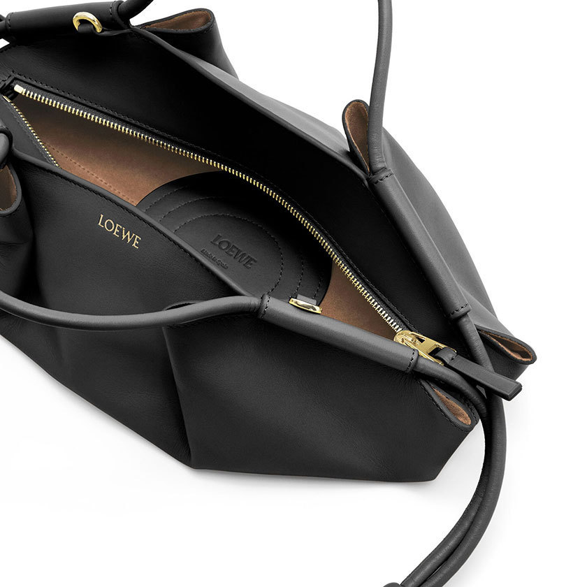 6万取引突破★UPS速達便【LOEWE】A709P48X02_スモールバッグ 6万取引突破☆UPS速達便【LOEWE】A709P48X02_スモールバッグ