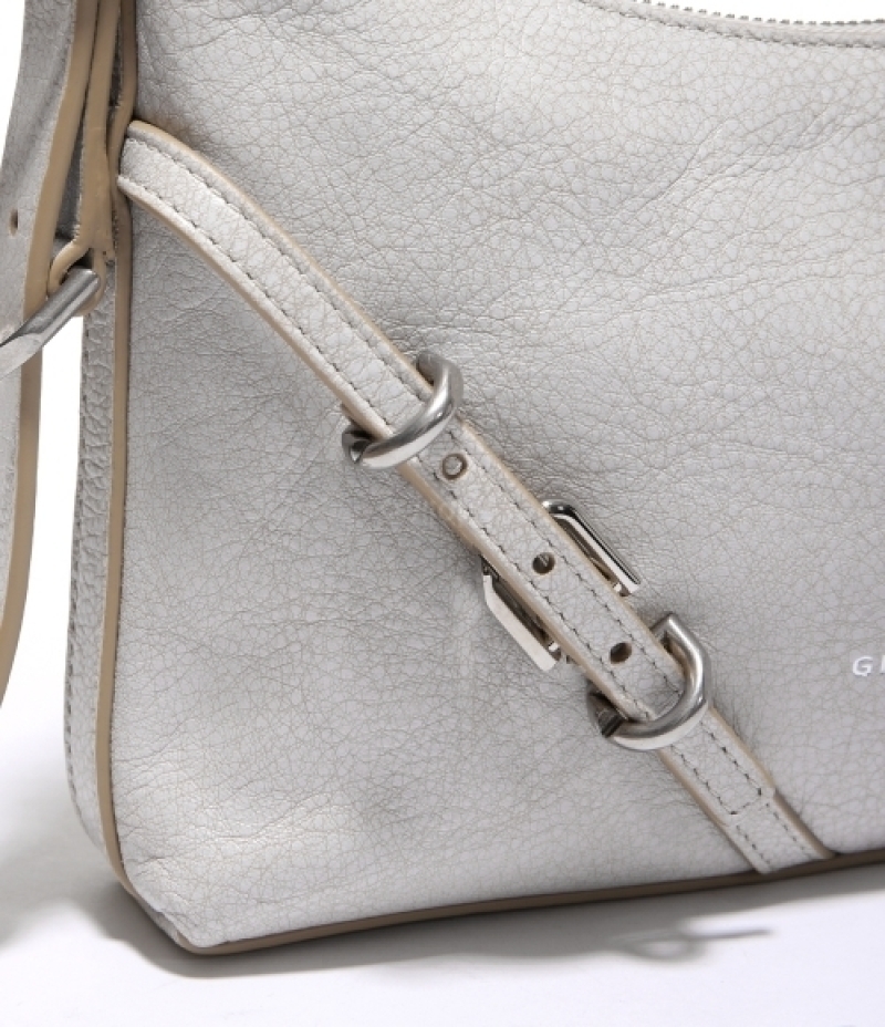 ジバンシィ レザー BB50THB1QA 105 ショルダーバッグ GIVENCHY|SHOULDER BAGS (BB50THB1QA 105) (GIVENCHY