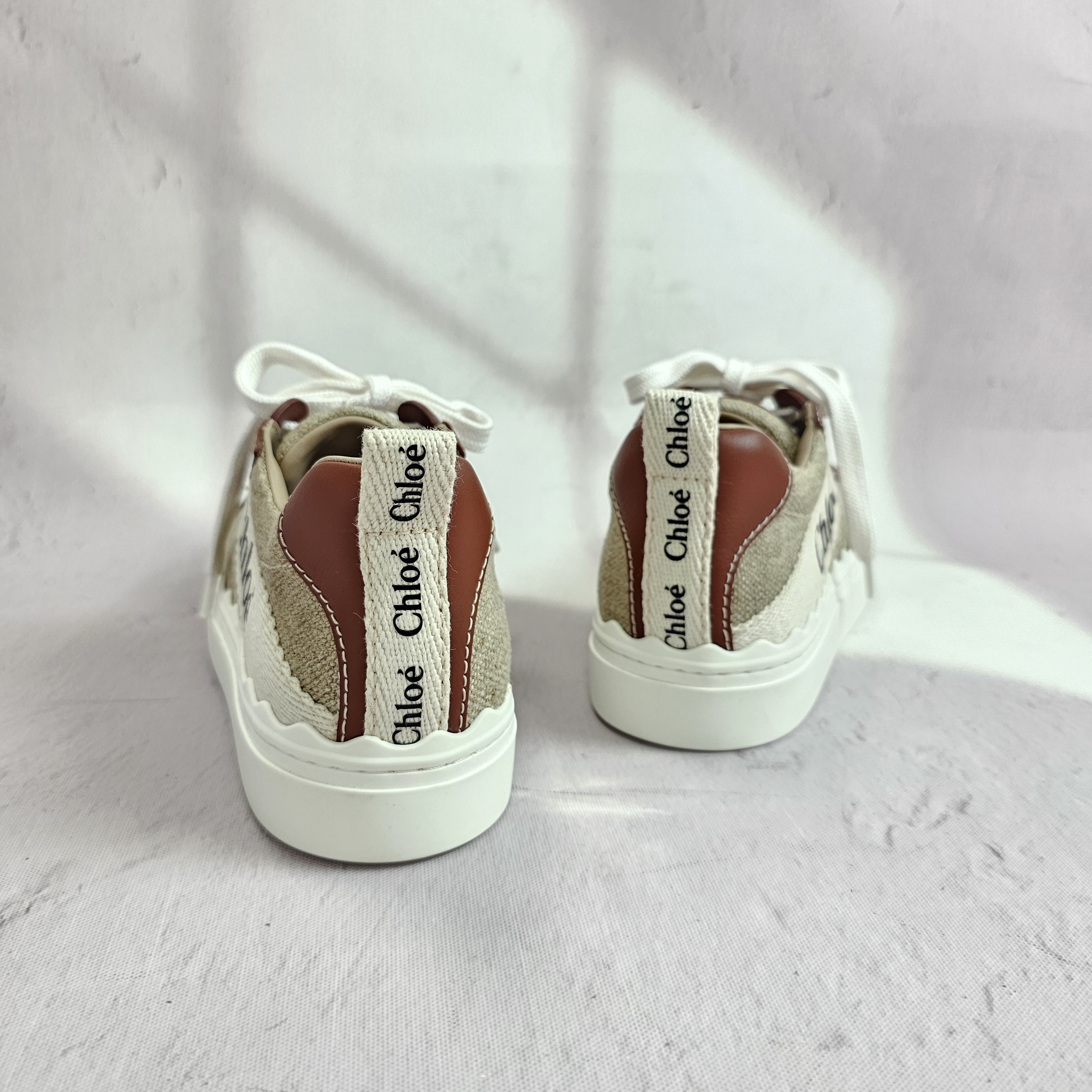 ☆送料関税込☆CHLOE LAUREN ロゴリボン シューズ 靴 ☆大人気☆ ☆人気☆【Chloe】☆クロエ LAUREN ロゴ リボン シューズ