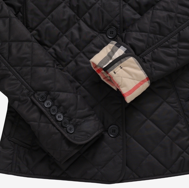☆送料関税込☆BURBERRY ダイアモンド キルティング ジャケット