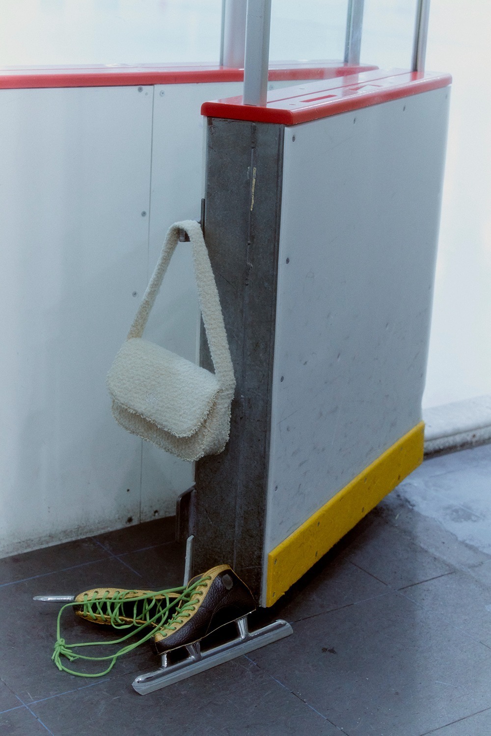 【SOFT SEOUL】 SNOW SOFT TWEED BAG [CREAM]