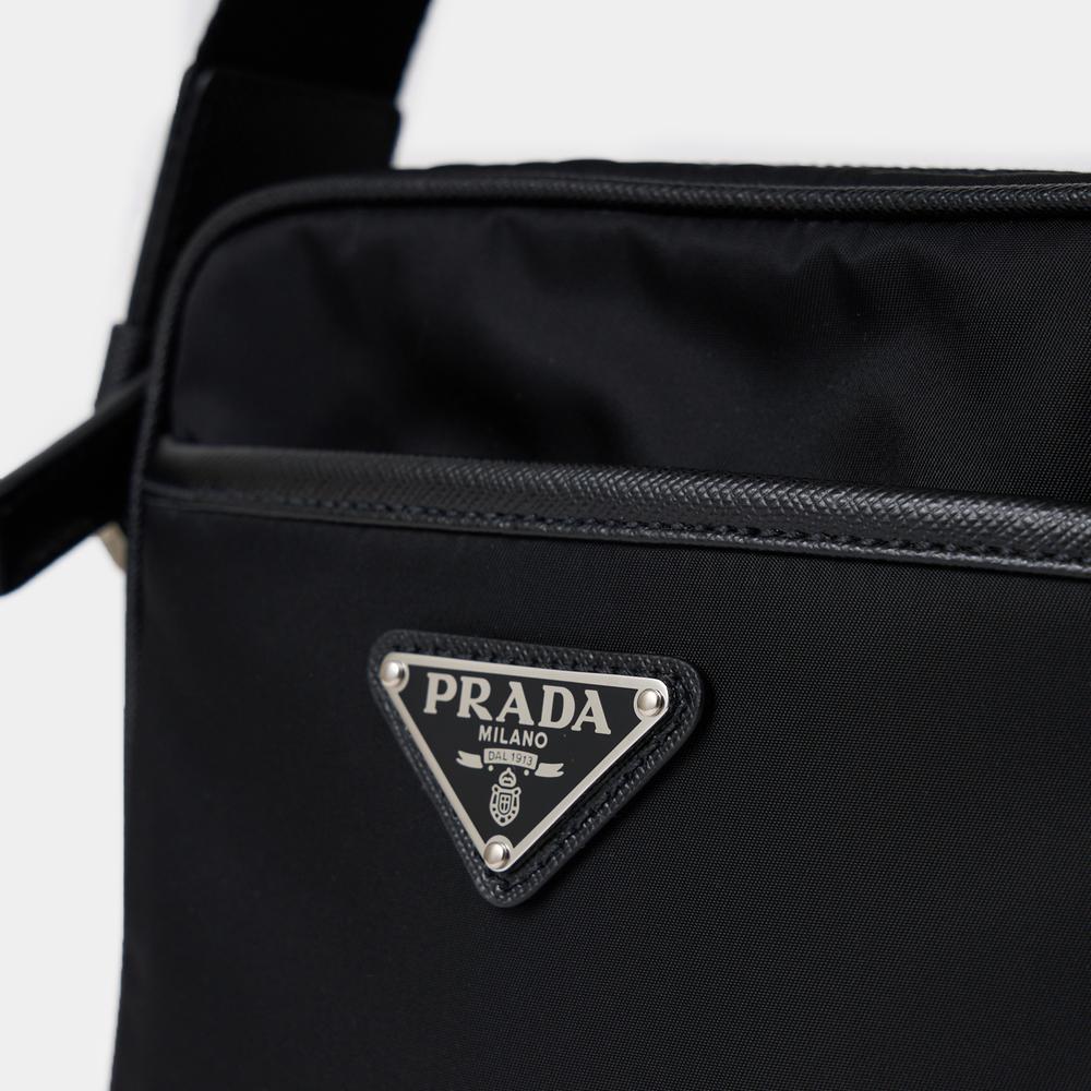 【PRADA】ショルダーバッグ 2VH130 ★関税送料込み 関税負担なし☆PRADA メンズ ショルダーバッグ (PRADA