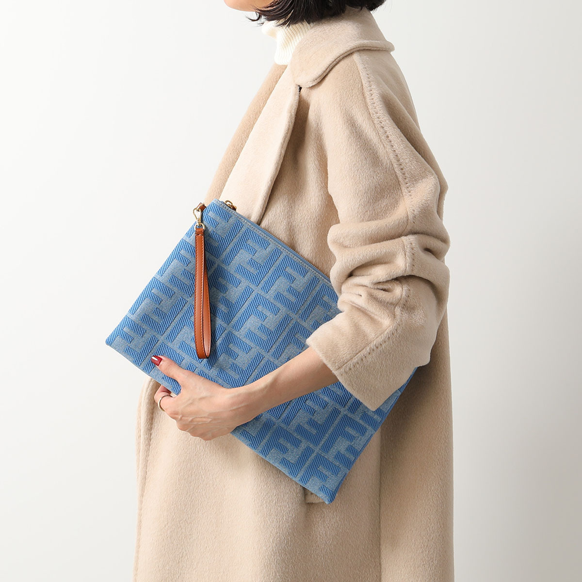FENDI クラッチバッグ 8N0178 AP4N デニム ジャガード FFロゴ