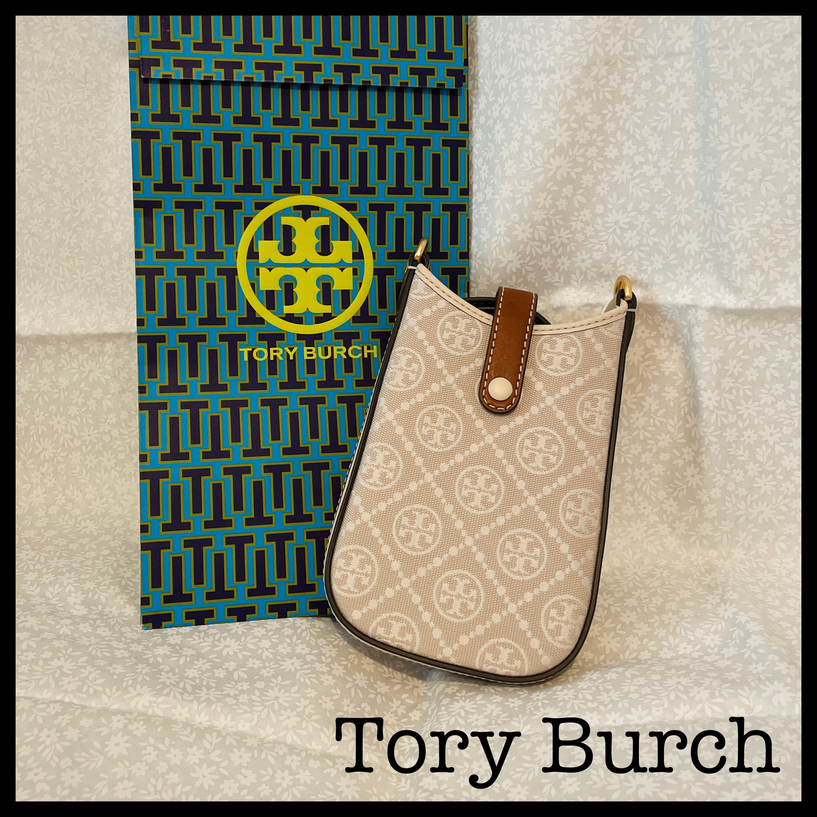 【トレンド◆今欲しい】Tory Burch スマホショルダー