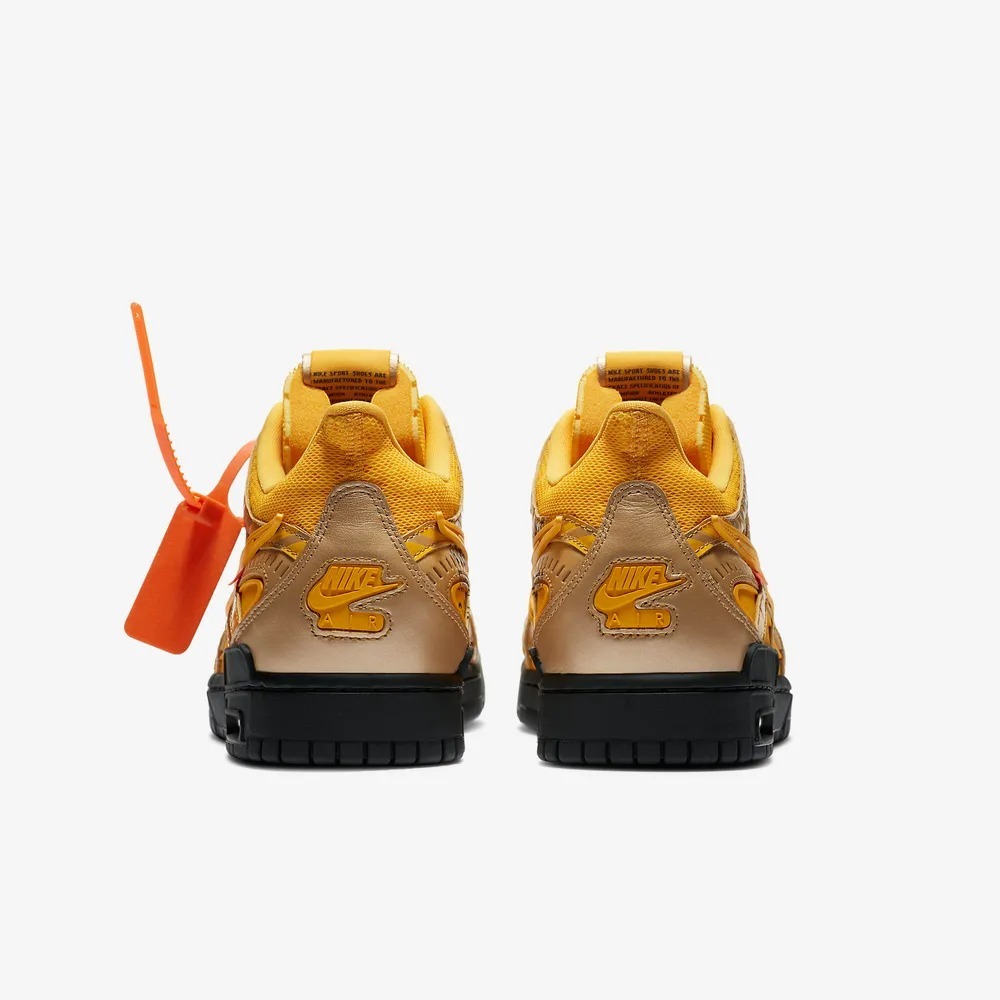 ★韓国の人気★【NIKE】★NIKE University Gold★22-30cm★ ☆韓国の人気☆【NIKE】☆NIKE University Gold☆22-30cm☆