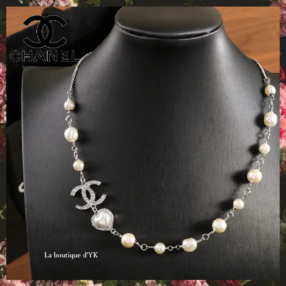 【女性らしく目立つ♪】CHANEL ロング ネックレス 大人気☆》シャネル ネックレス パール ロング CCロゴ (CHANEL