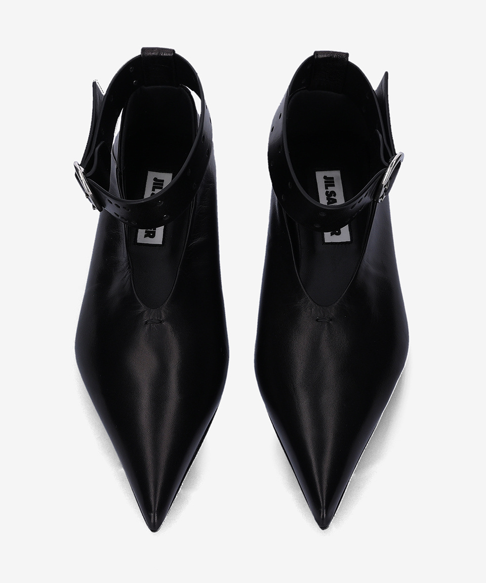 《JIL SANDER》 J15WZ0012 P4864 001 ANKLE STRAP FLAT SHOES