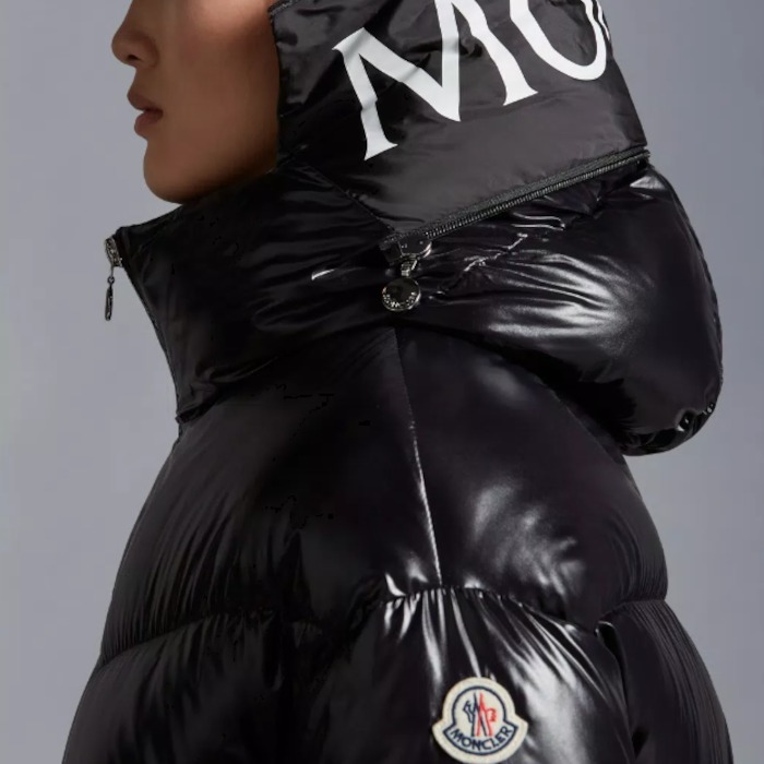 【MONCLER】Huppe ショート ダウン ジャケット 売切必至☆Moncler Huppeショートダウンジャケット☆New