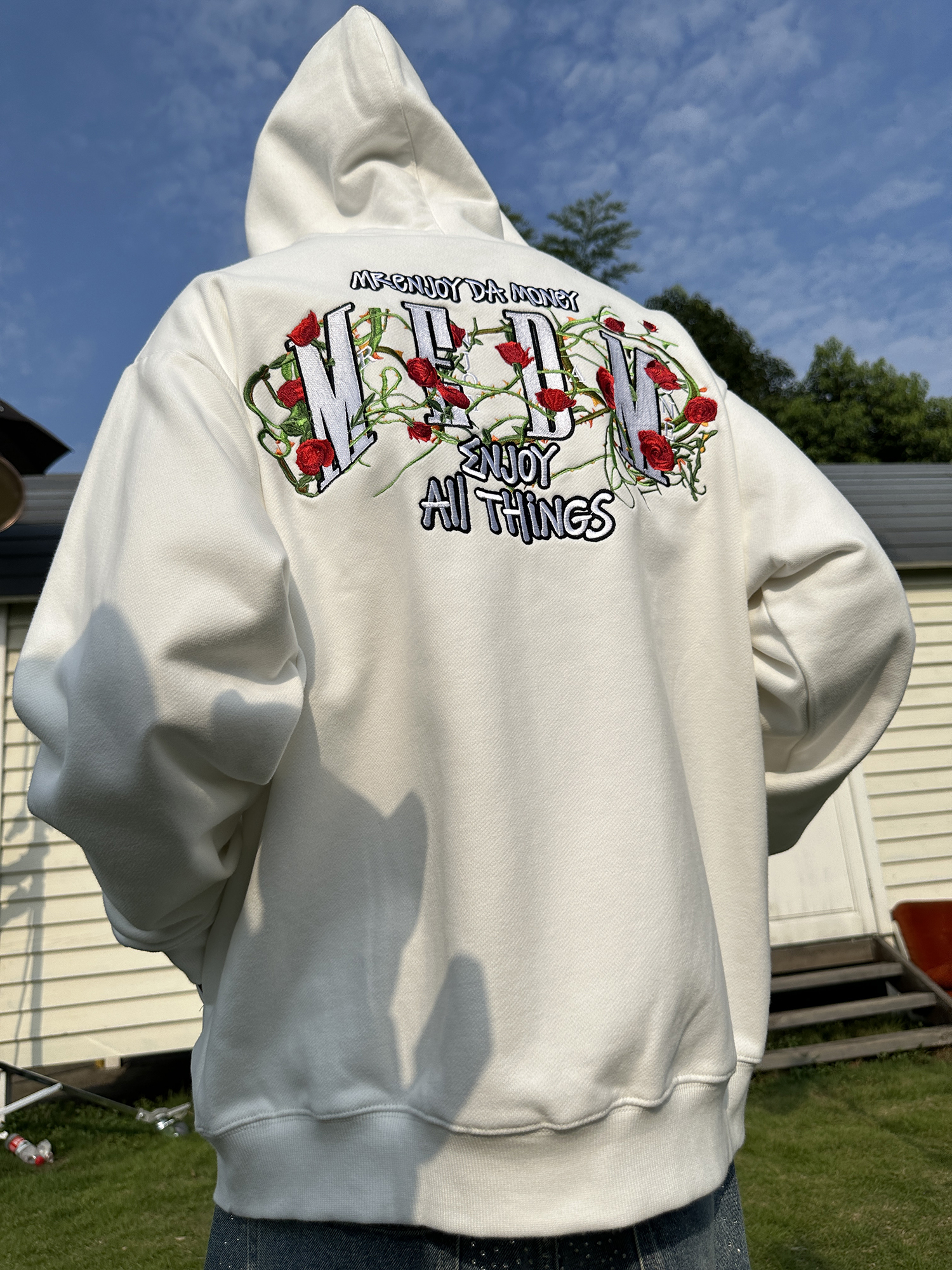 MEDMジップアップパーカー ロゴ 刺繍 大人気 男女兼用 フーディ MEDM ロゴ ジップパーカー ジャケット 花柄 刺繍 秋冬 男女兼用