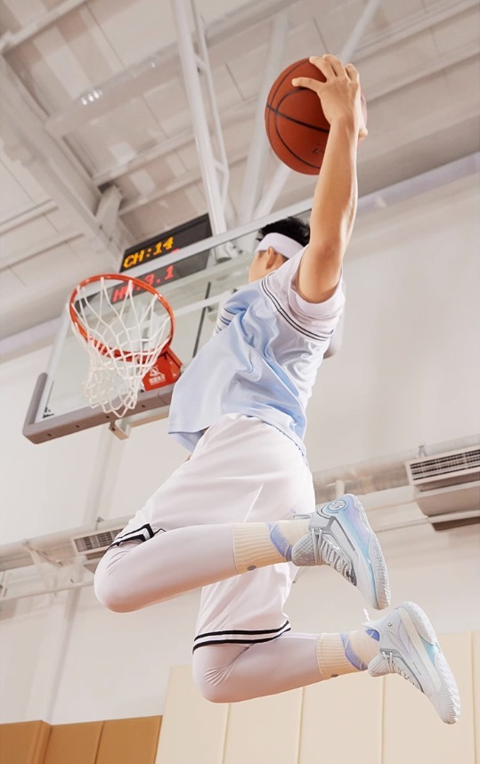 送料関税込み[361°]NBA選手Aaron Gordon連携AG4 PULL UP3 送料関税込み[361°]NBA選手Aaron Gordon連携開発AG4 日本未入荷