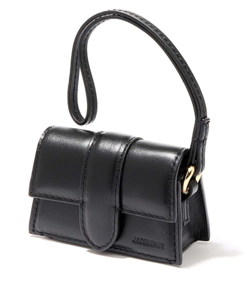 JACQUEMUS｜FASHION PROPS (Le porte Bambino (233SL117 300
