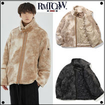 ROMANTIC CROWNのMARBLING FLEECE JACKET 全2色