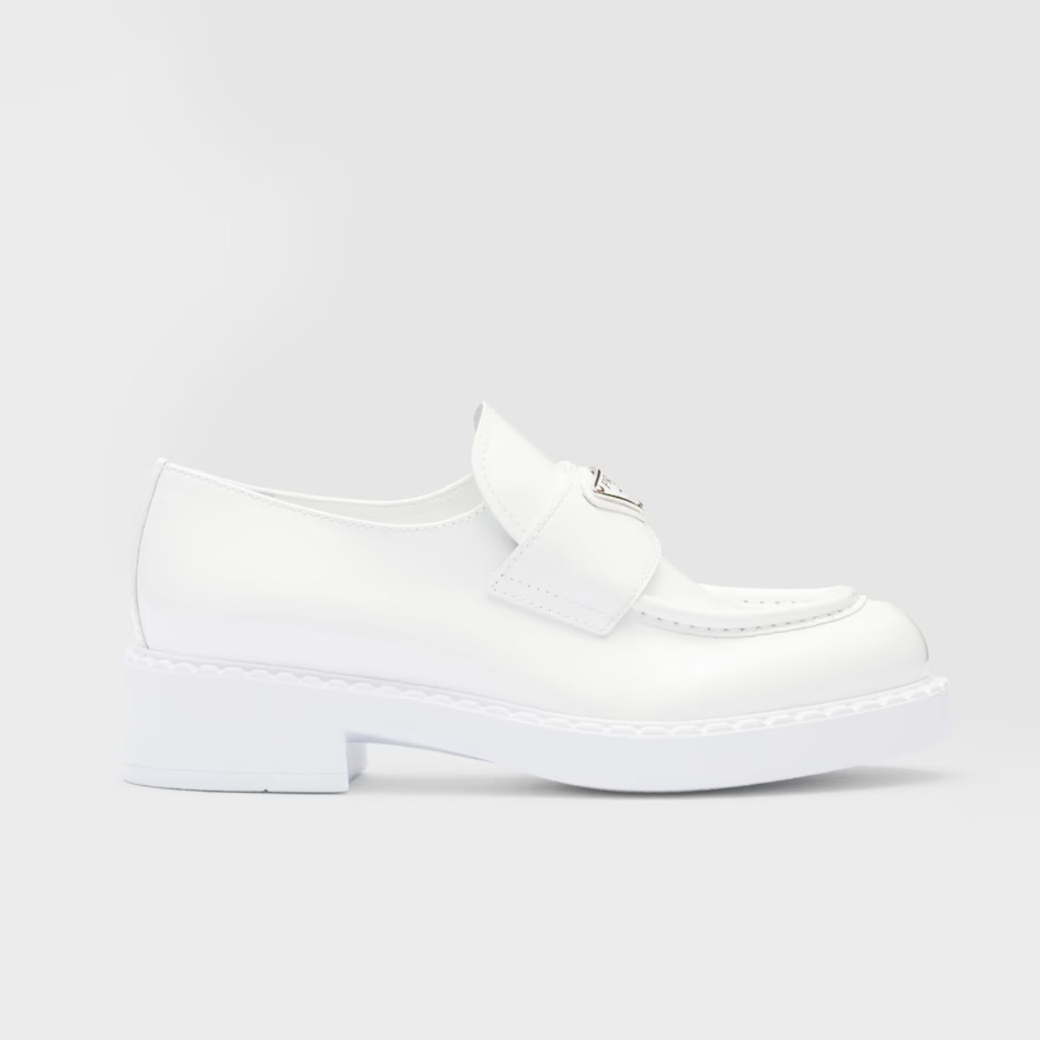 eclat掲載 PRADA◇チョコレート パテントレザー ローファー ロゴ