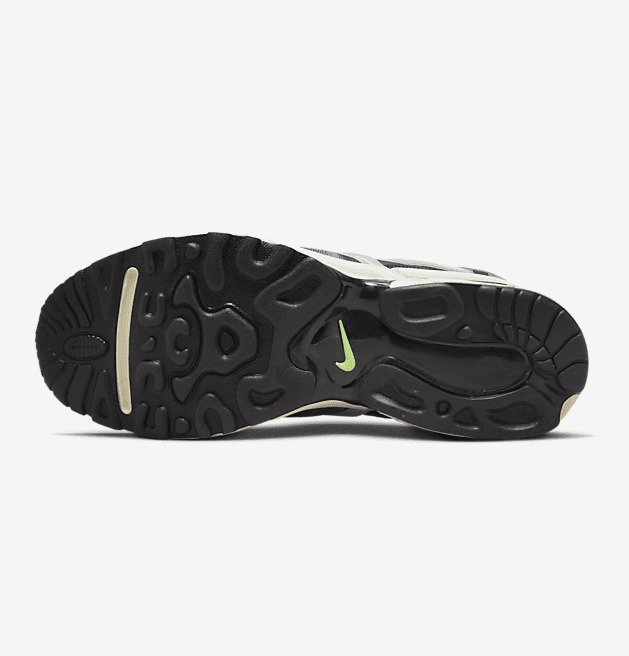 ★関税込★NIKE★NIKE AIR KUKUNI SE GAME★23-30cm★ ☆韓国の人気☆【NIKE】☆NIKE AIR KUKUNI SE GAME☆23-30cm