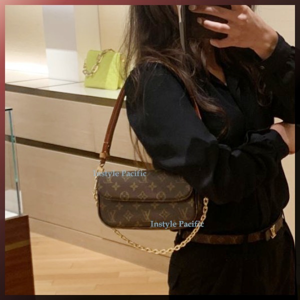 LOUIS VUITTON Felicie Monogram Canvas Pochette Crossbody Bag Brown