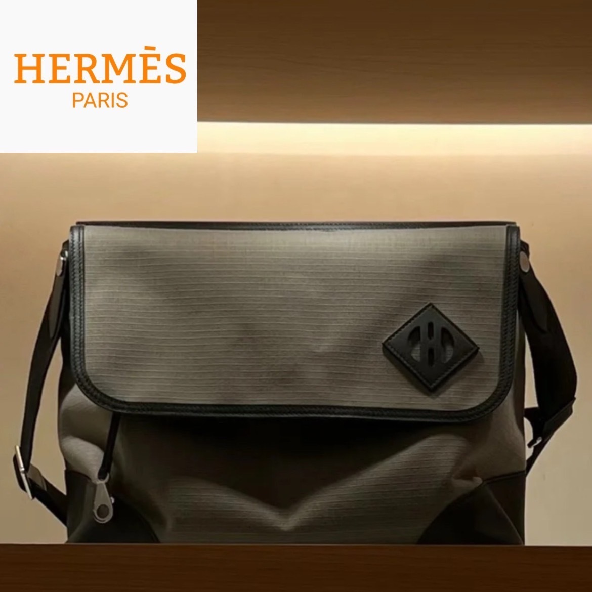 【HERMES 】使い勝手抜群！メッセンジャーバッグ カーキ