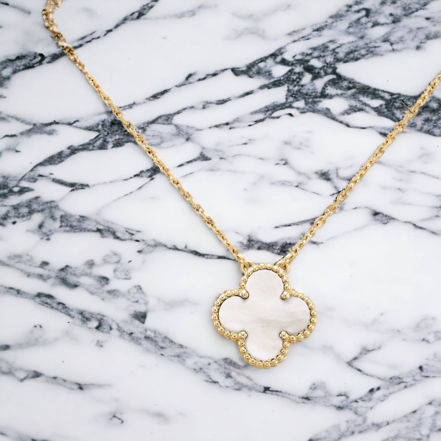 エレガント【Van Cleef & Arpels】Vintage Alhambra ネックレス