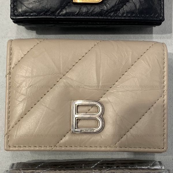 【すぐ届く】Balenciaga 新作 折りたたみ財布 ギフト包装可 すぐ届く】Balenciaga 新作 折りたたみ財布 ギフト包装可 財布・小物